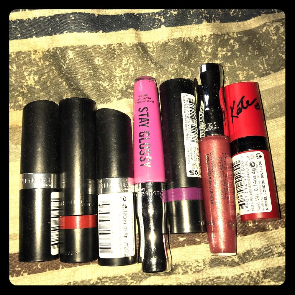 Band new assorted  color lip stick bundle 😃